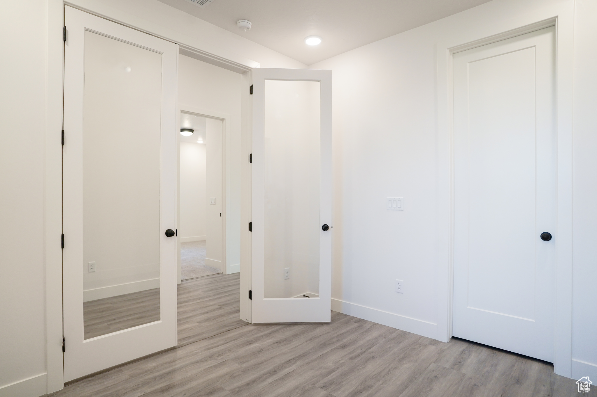 SANDS COVE - Residential