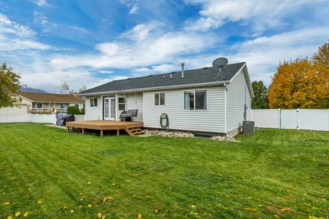 Tiny photo for 975 E 2125 N, Lehi, UT 84043 (MLS # 2119970)