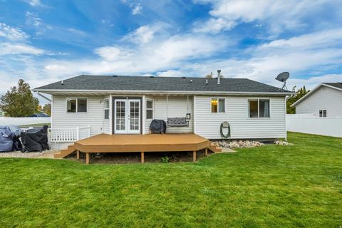 Tiny photo for 975 E 2125 N, Lehi, UT 84043 (MLS # 2119970)