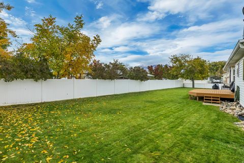 Tiny photo for 975 E 2125 N, Lehi, UT 84043 (MLS # 2119970)