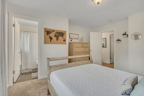 Tiny photo for 975 E 2125 N, Lehi, UT 84043 (MLS # 2119970)