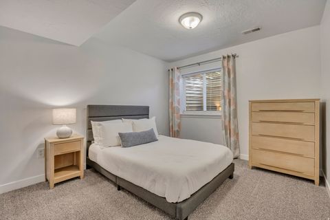 Tiny photo for 975 E 2125 N, Lehi, UT 84043 (MLS # 2119970)