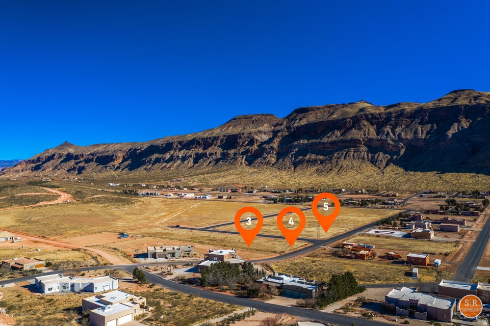 COPPER CLIFFS - Land