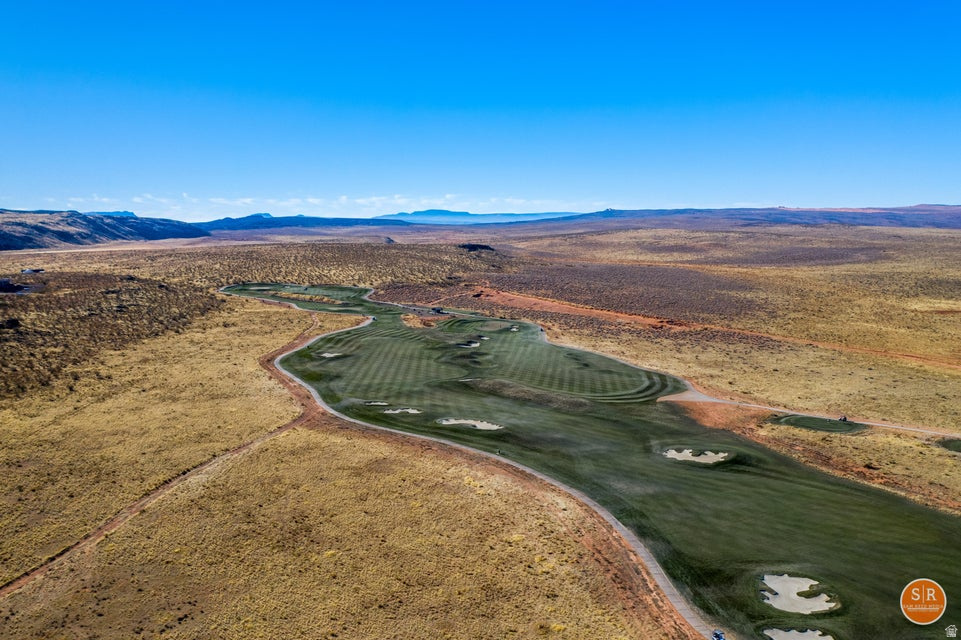 COPPER CLIFFS - Land