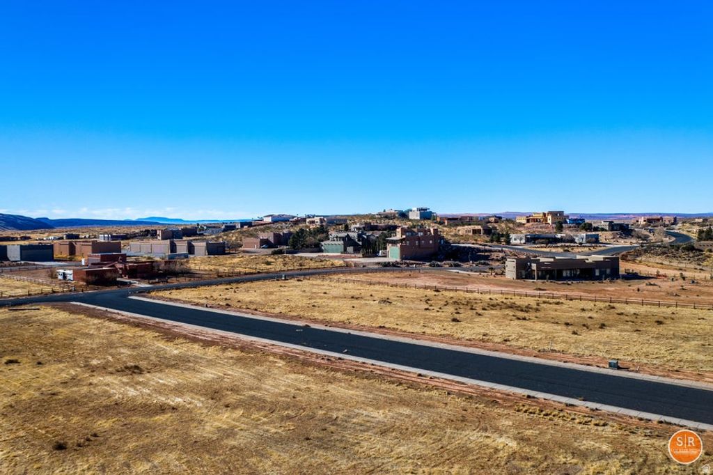 Photo of 4370 S 1350 W #5, Hurricane, UT 84737 (MLS # 2137091)