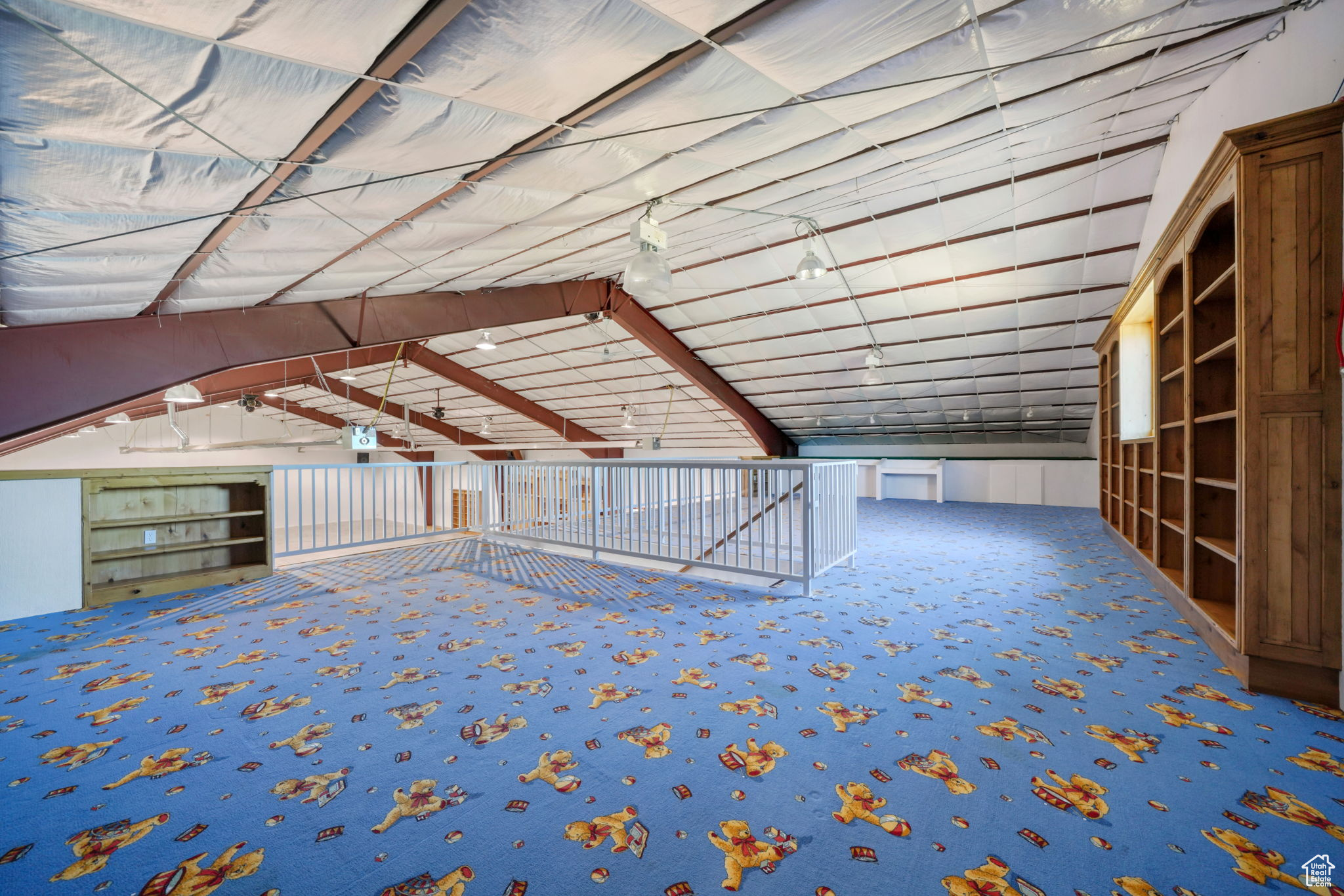 DEER HAVEN AT BRIDGE HOLLOW - Residential