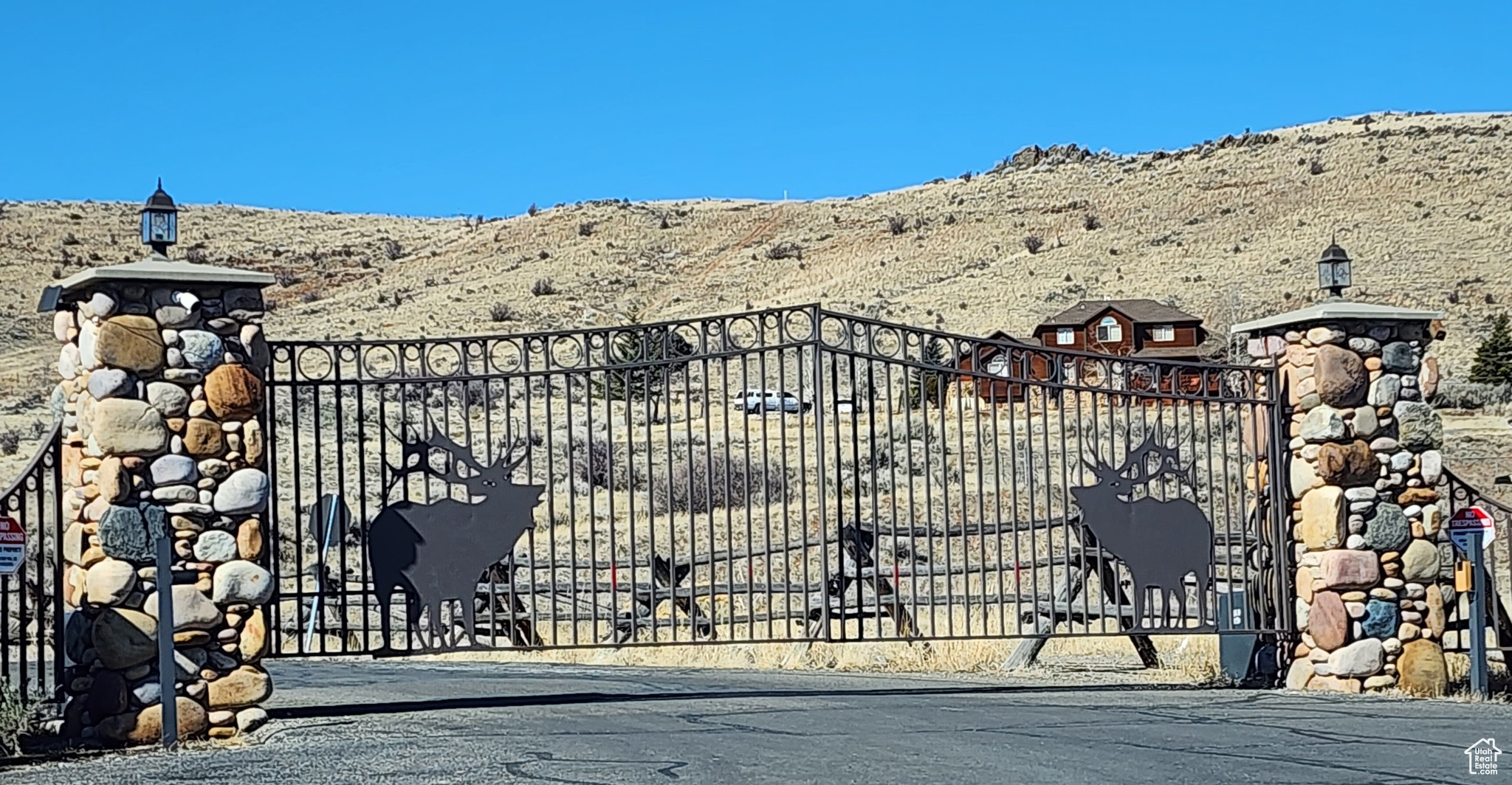 DEER HAVEN AT BRIDGE HOLLOW - Residential