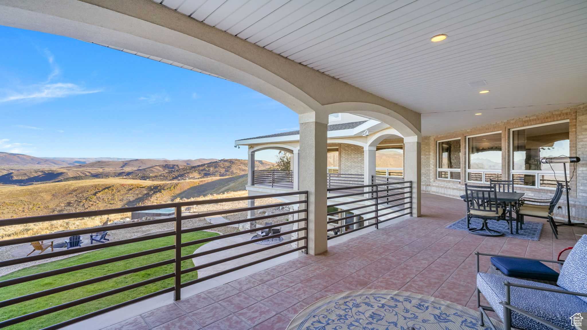 DEER HAVEN AT BRIDGE HOLLOW - Residential