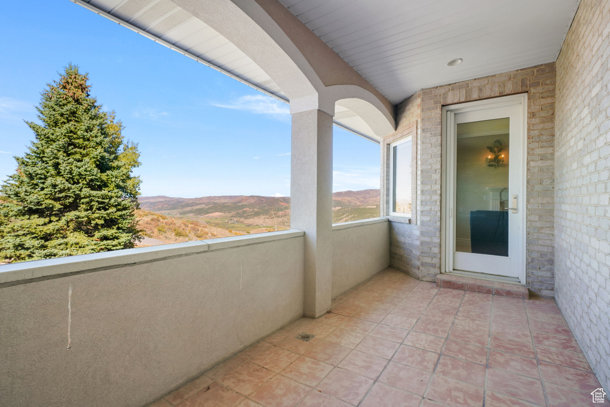 DEER HAVEN AT BRIDGE HOLLOW - Residential