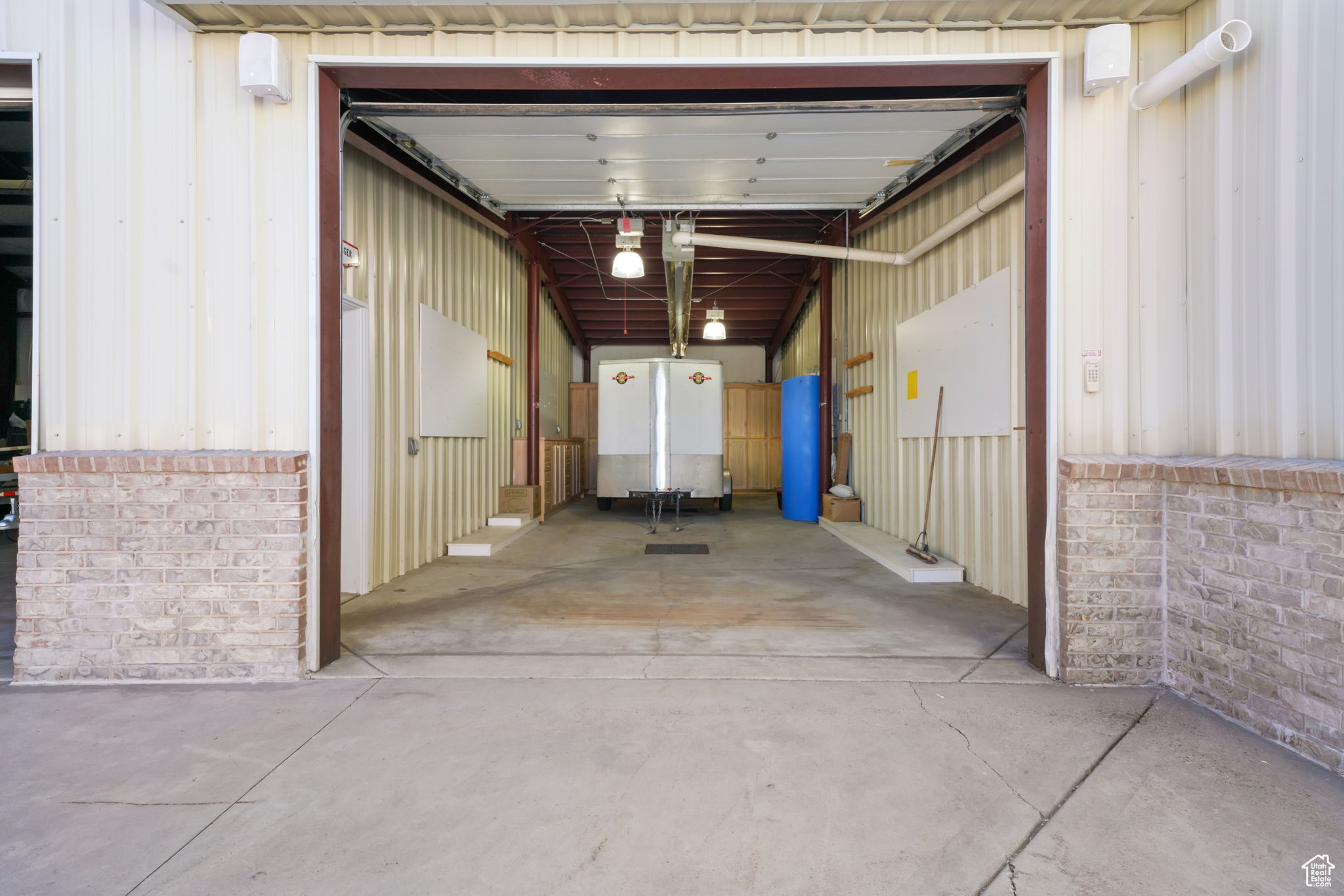 DEER HAVEN AT BRIDGE HOLLOW - Residential