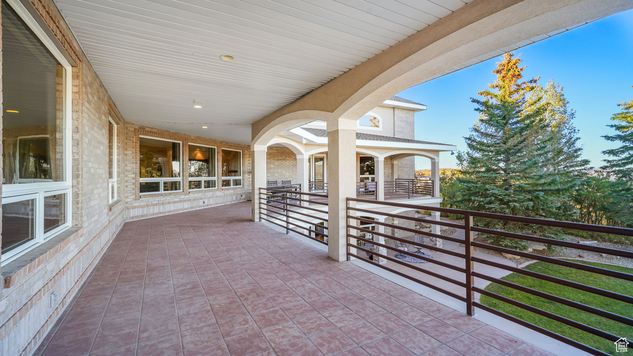 DEER HAVEN AT BRIDGE HOLLOW - Residential