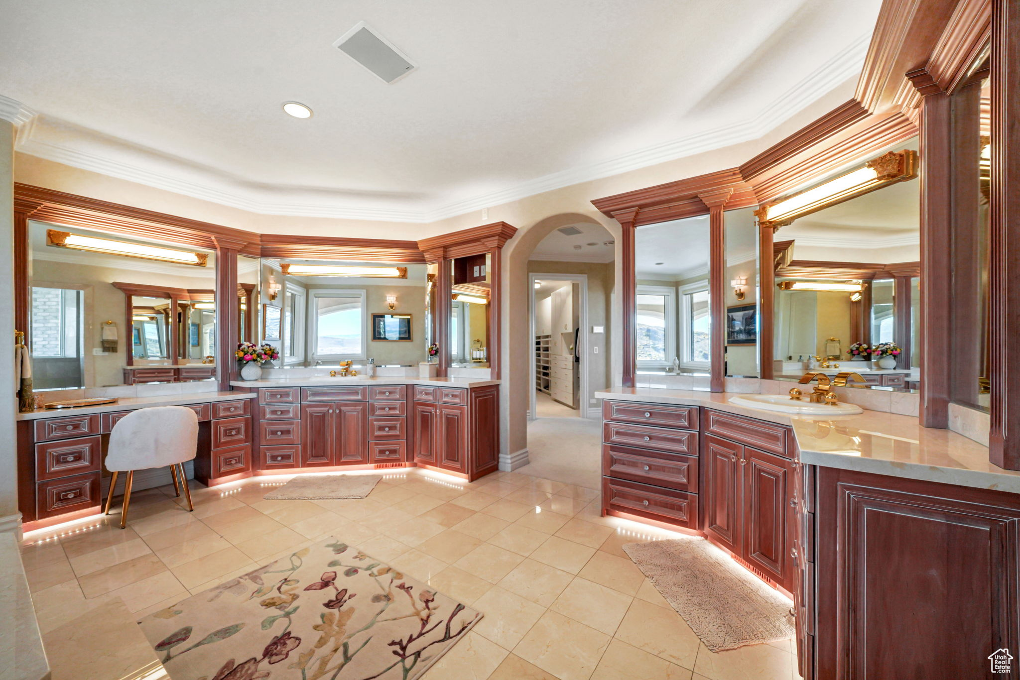 DEER HAVEN AT BRIDGE HOLLOW - Residential