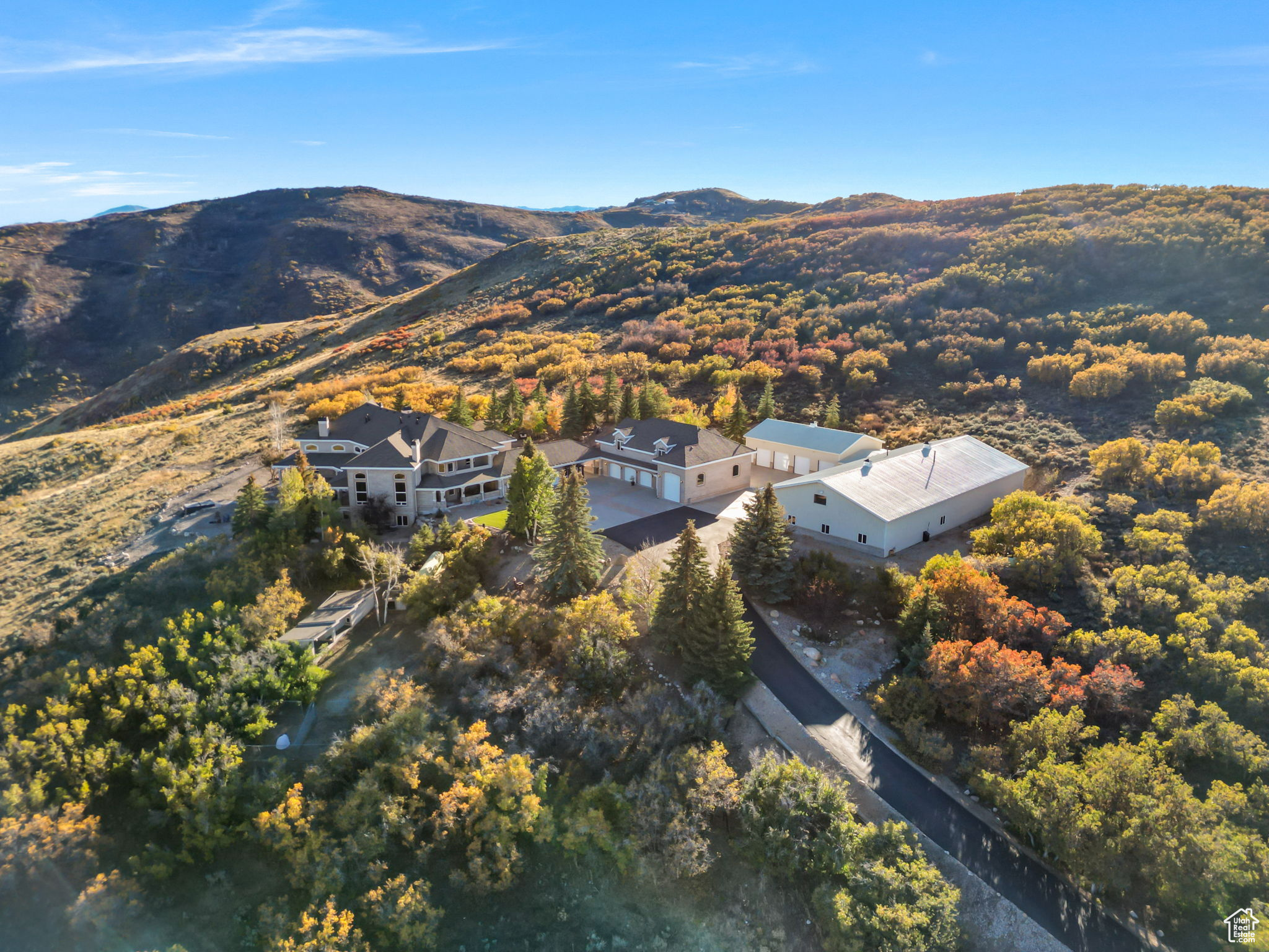 DEER HAVEN AT BRIDGE HOLLOW - Residential