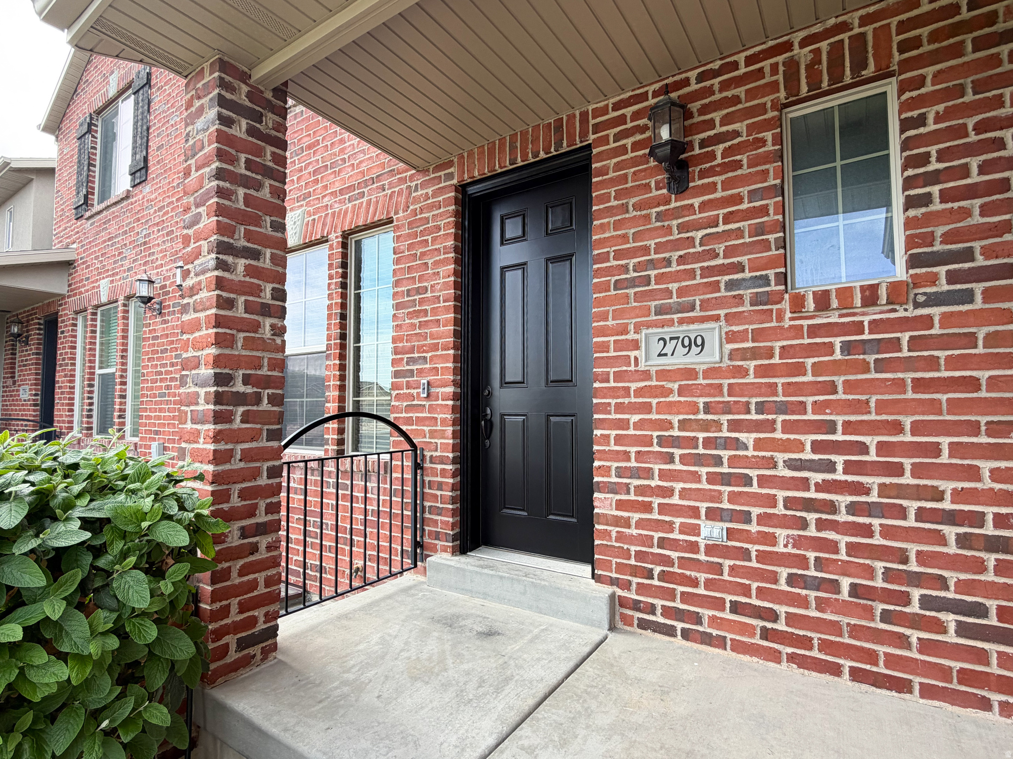 YALECREST - Residential