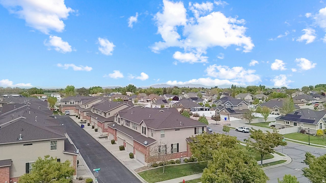 YALECREST - Residential