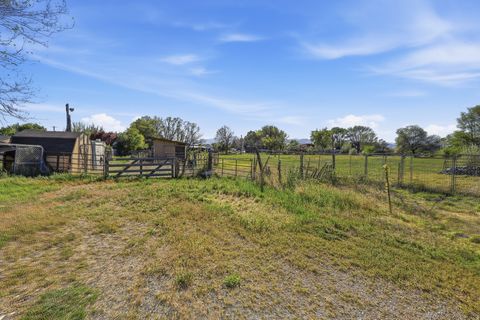 Tiny photo for 915 W STATE ST, Lehi, UT 84043 (MLS # 2155893)