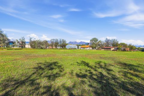 Tiny photo for 915 W STATE ST, Lehi, UT 84043 (MLS # 2155893)
