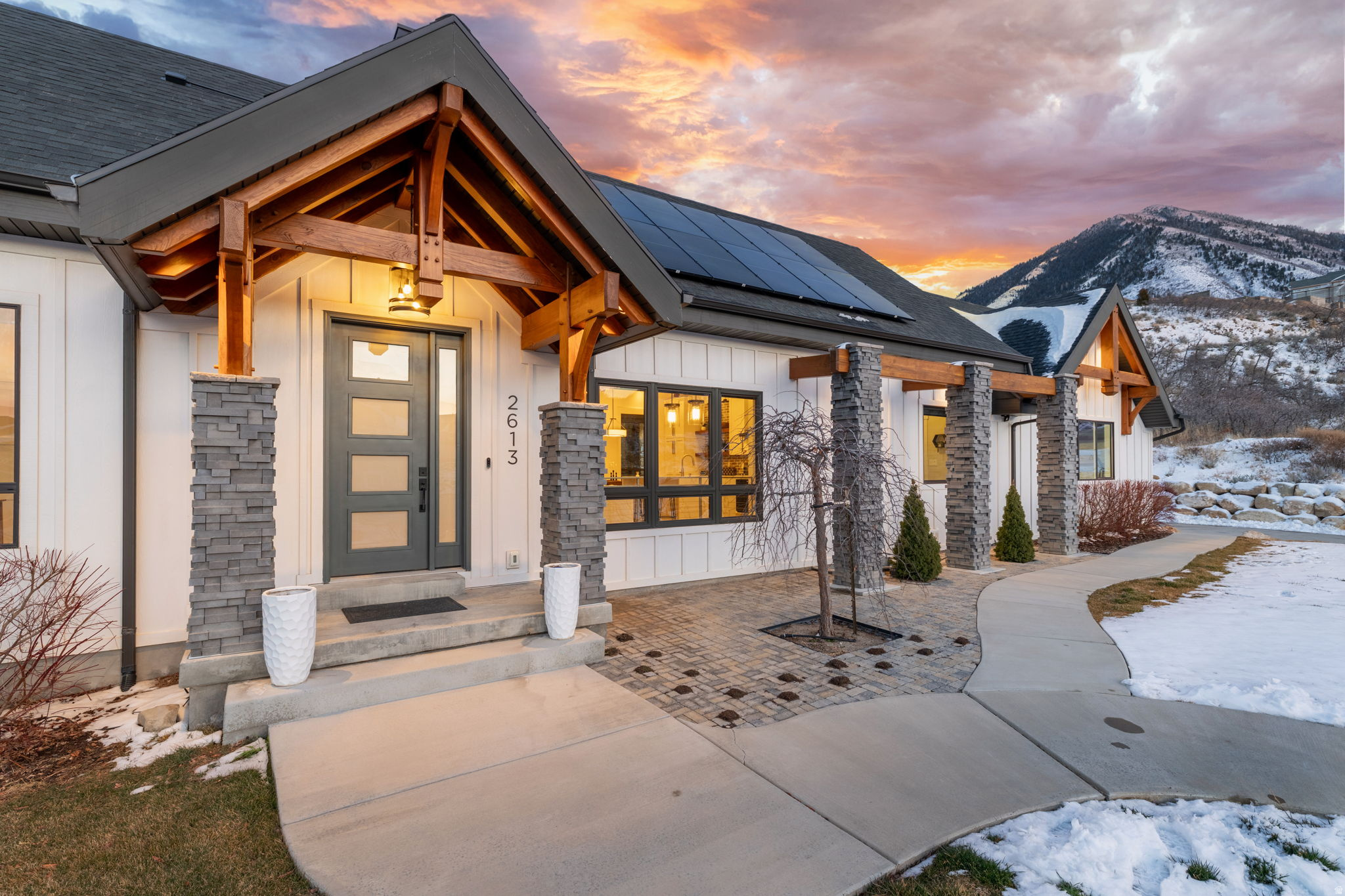 OAKRIDGE COVE - Residential