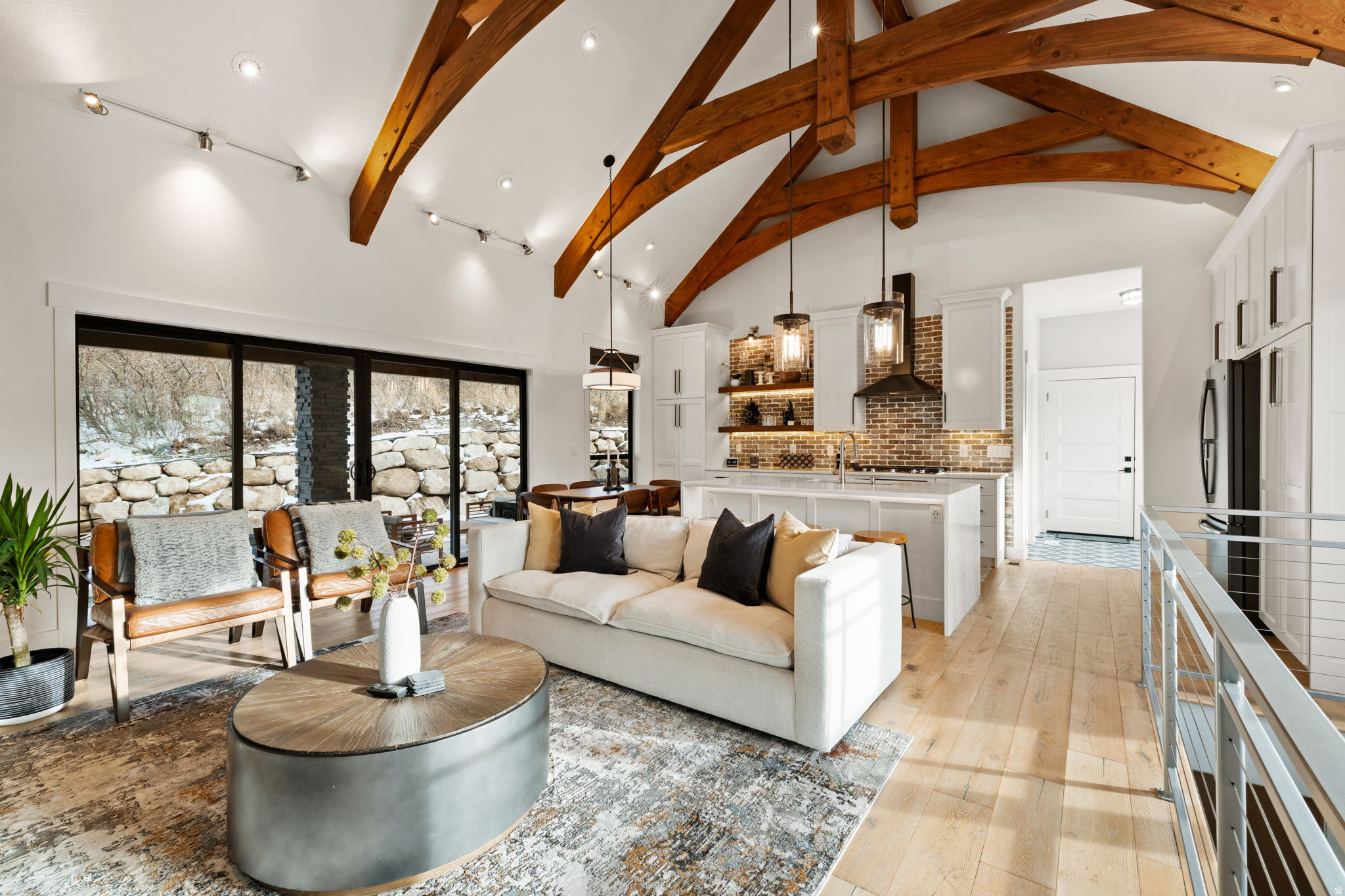 OAKRIDGE COVE - Residential