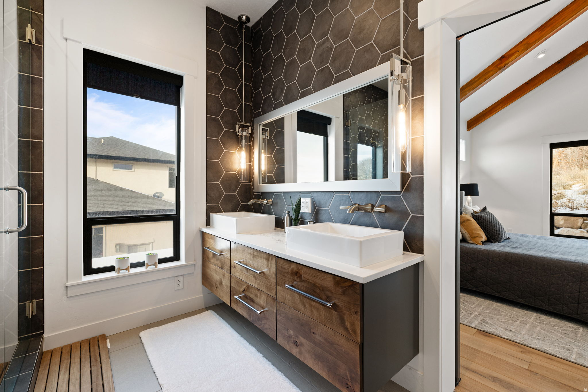 OAKRIDGE COVE - Residential