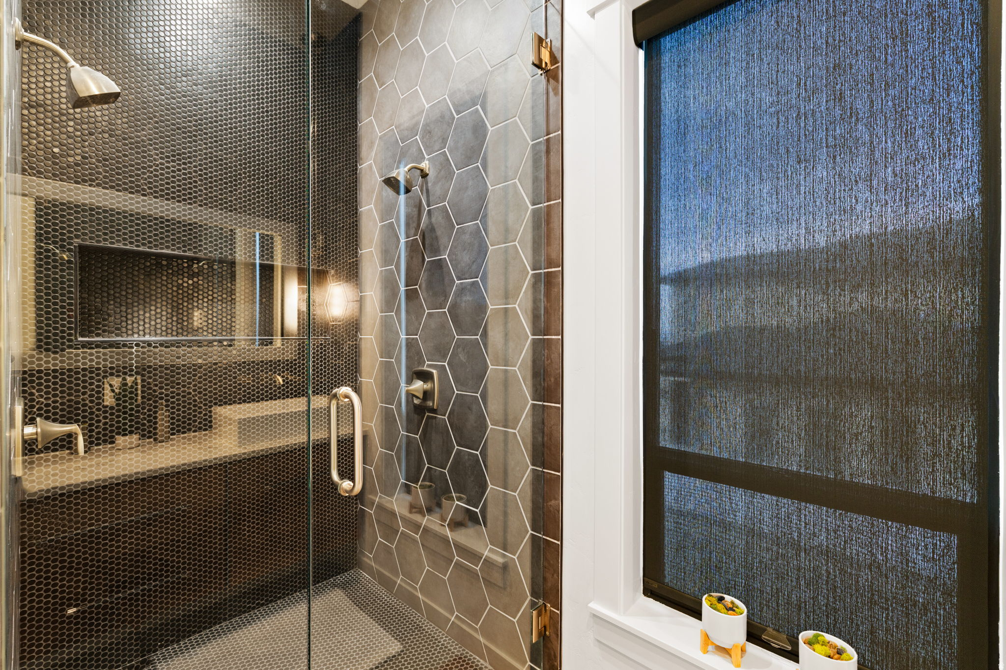 OAKRIDGE COVE - Residential