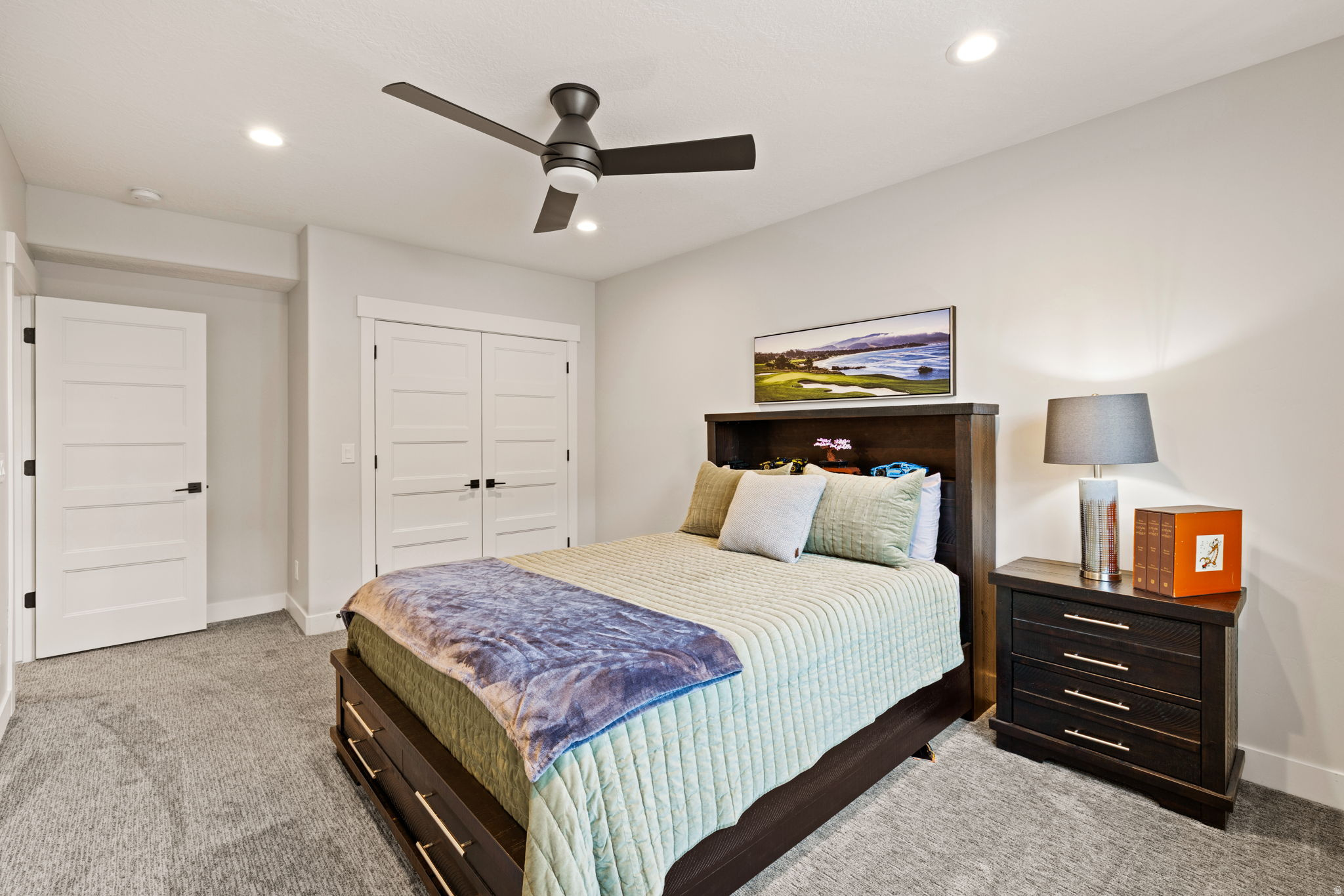 OAKRIDGE COVE - Residential