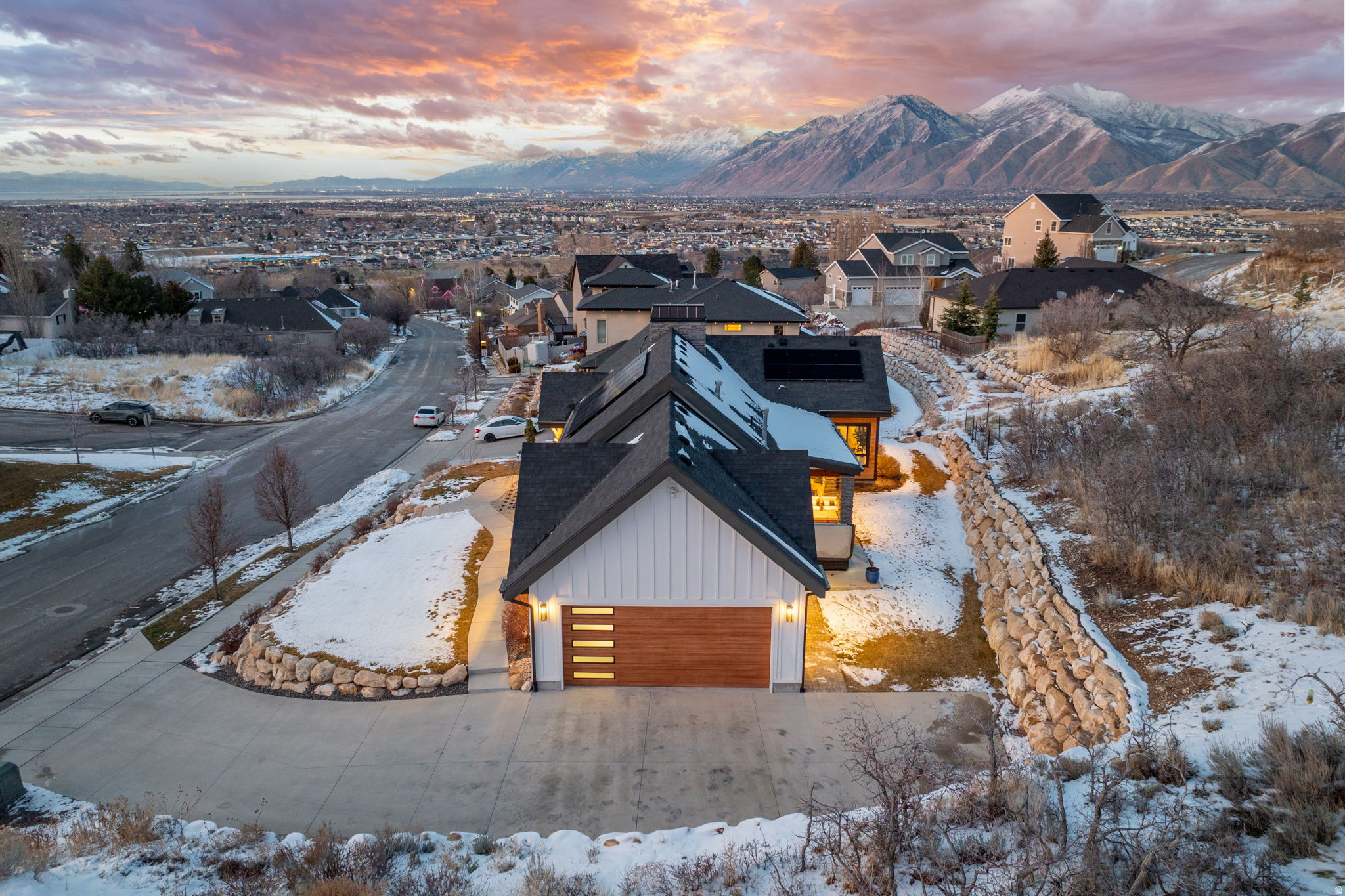 OAKRIDGE COVE - Residential