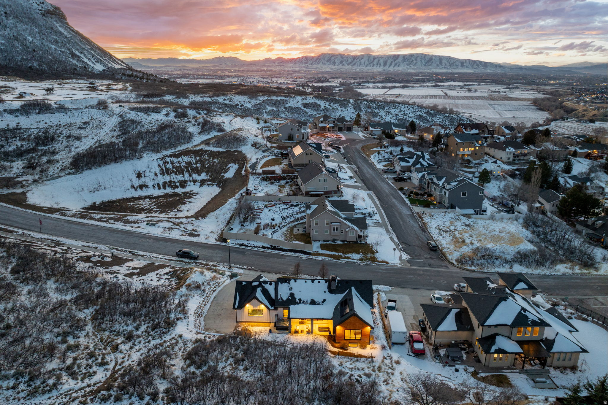 OAKRIDGE COVE - Residential