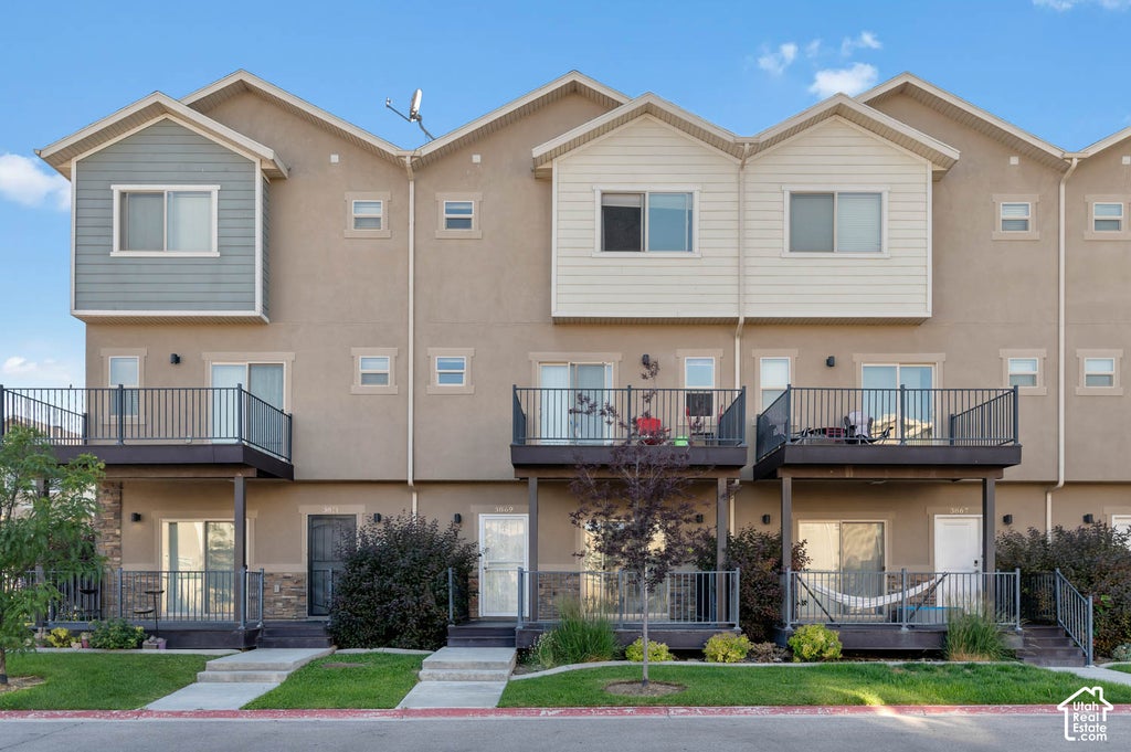 Photo of 3869 S 1580 W, West Valley City, UT 84119 (MLS # 2188344)