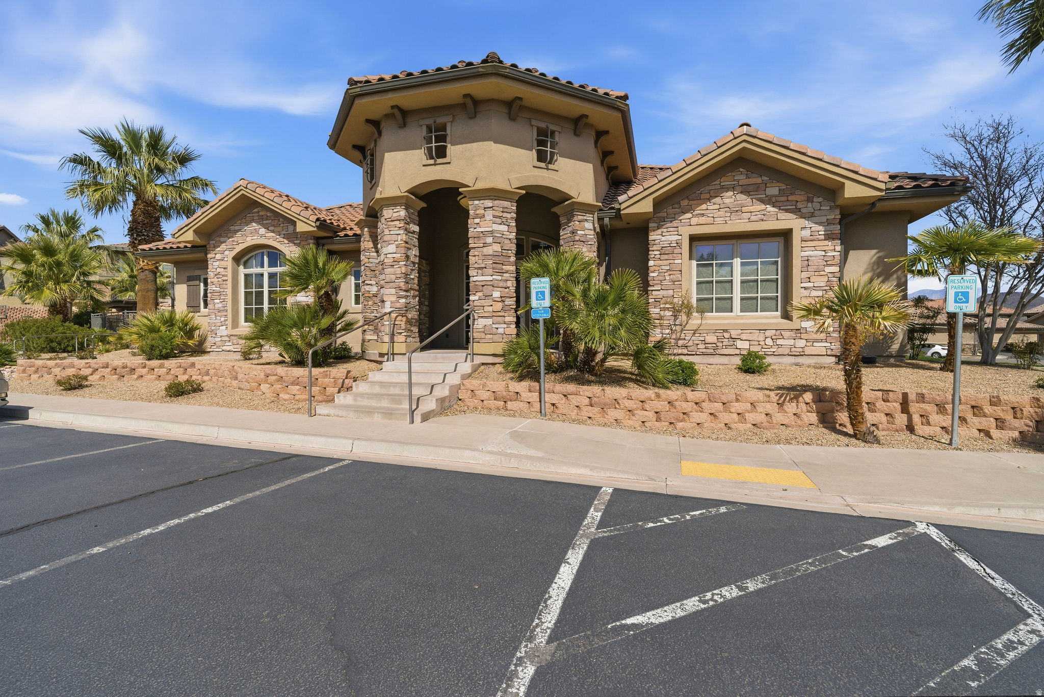 PELICAN HILLS CONDOMINIUMS - Residential