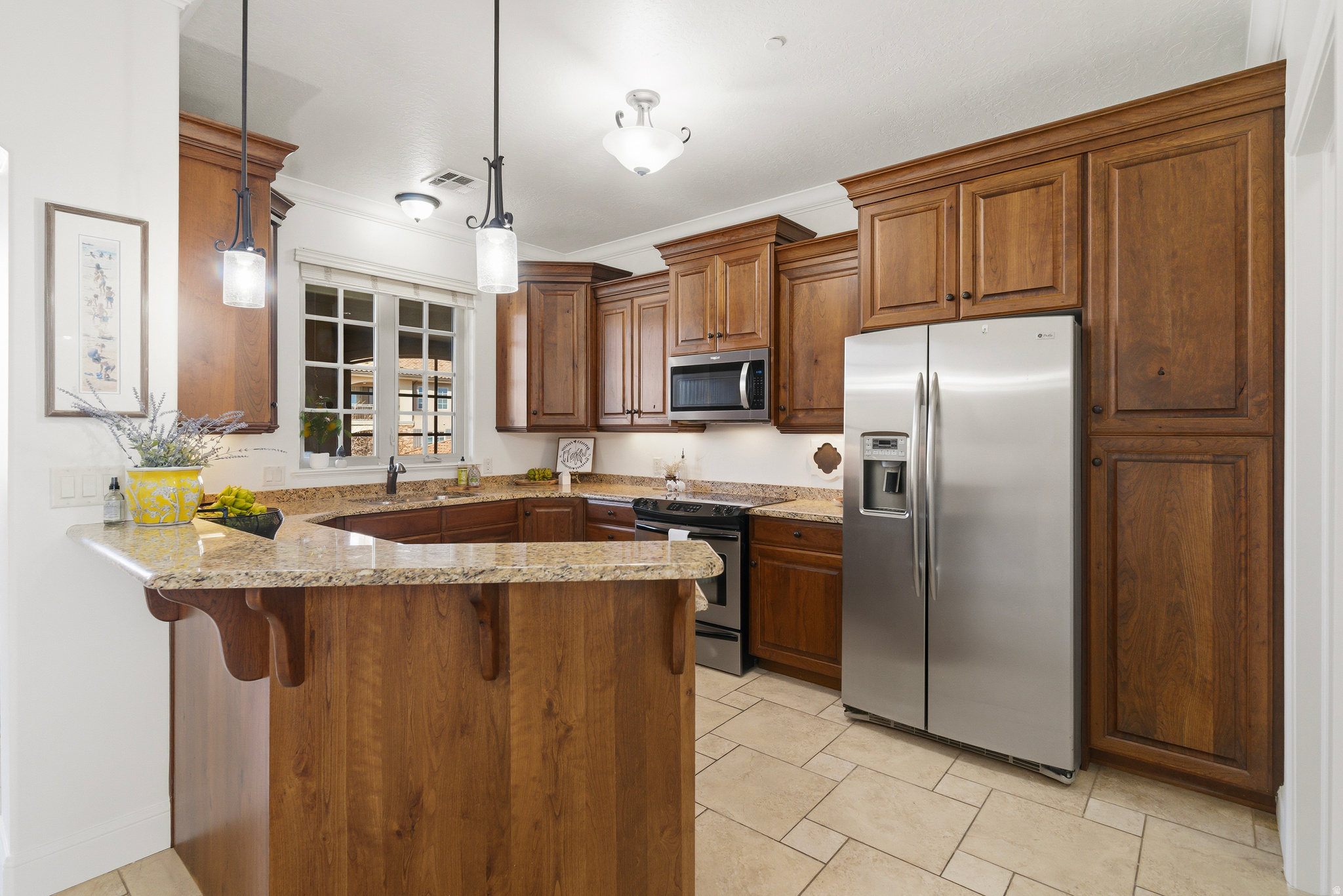 PELICAN HILLS CONDOMINIUMS - Residential