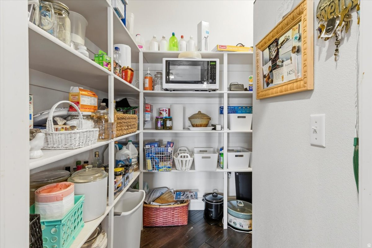 SHINGLE MILL SUBDIVISION - Residential