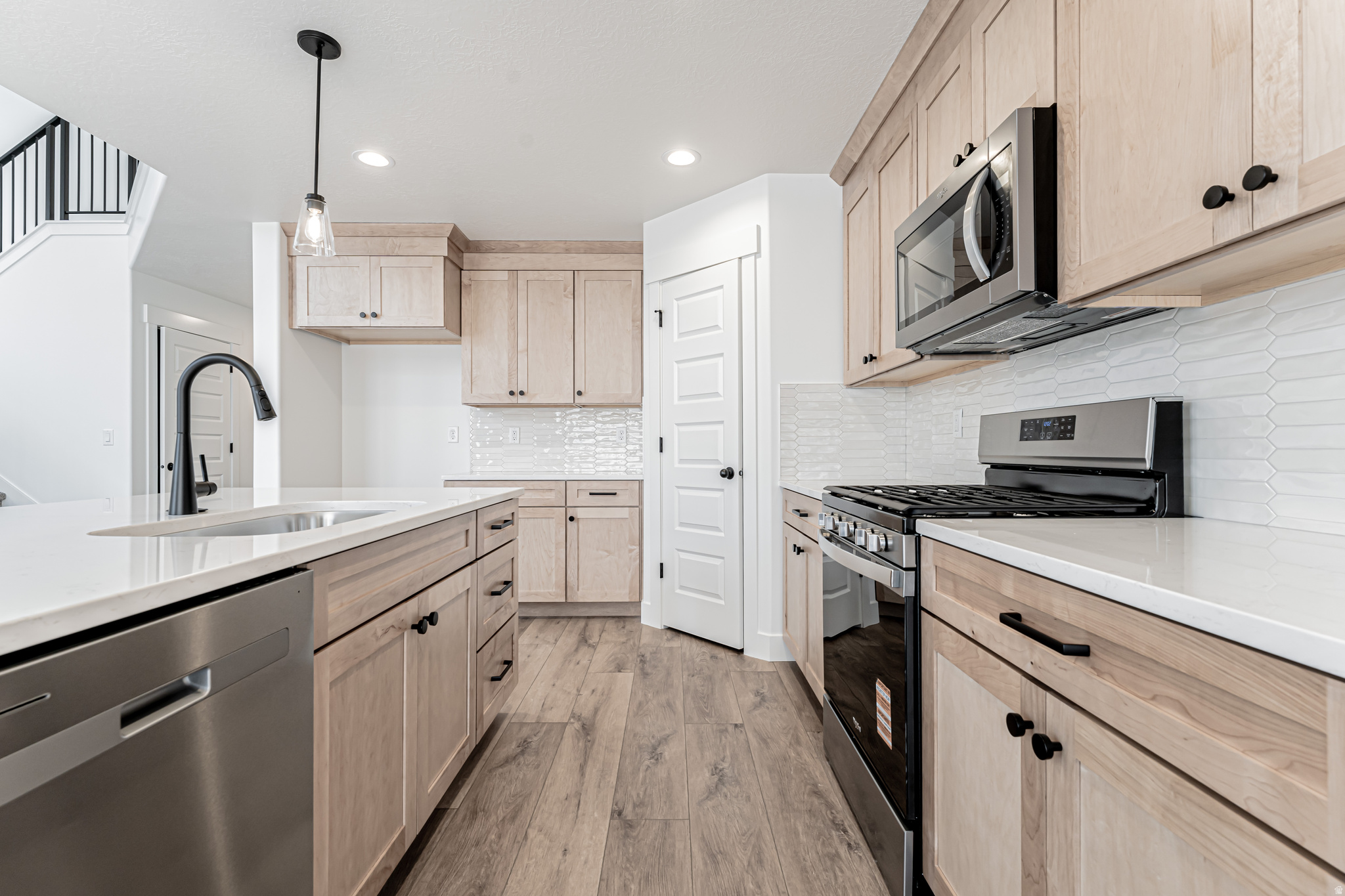 RIDGEHORNE - Residential