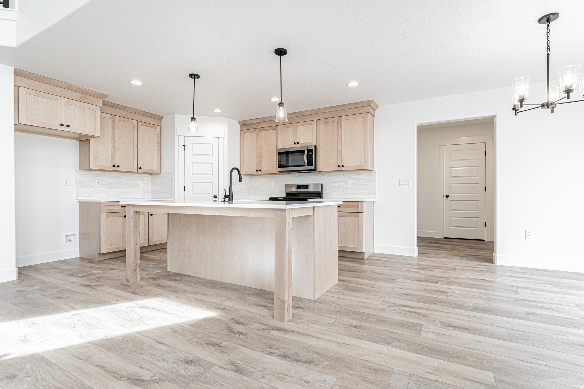 RIDGEHORNE - Residential