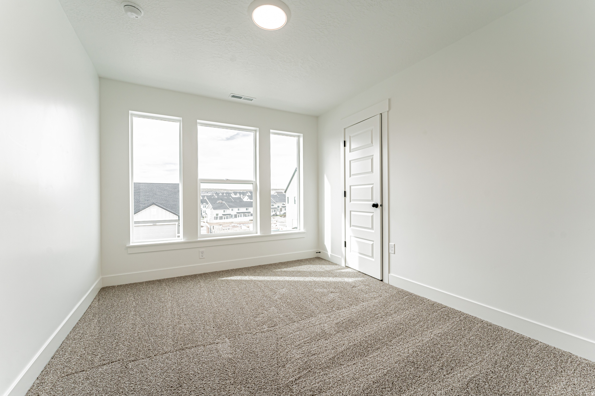 RIDGEHORNE - Residential