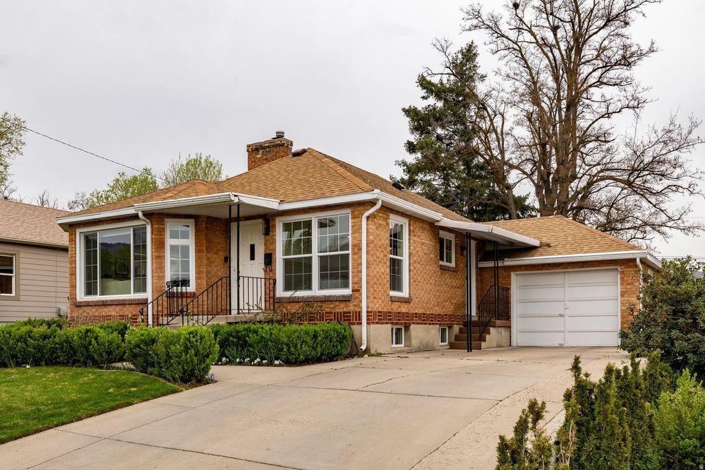 Photo of 220 E 1200 S, Bountiful, UT 84010 (MLS # 2148820)