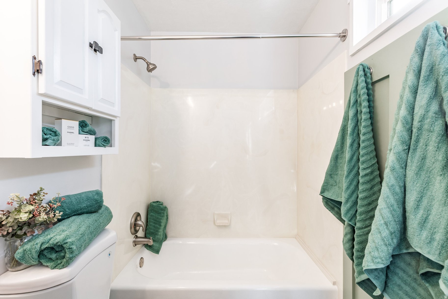 OQUIRRH SHADOWS - Residential