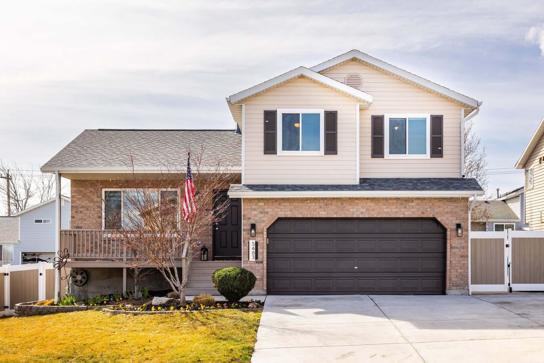 OQUIRRH SHADOWS - Residential