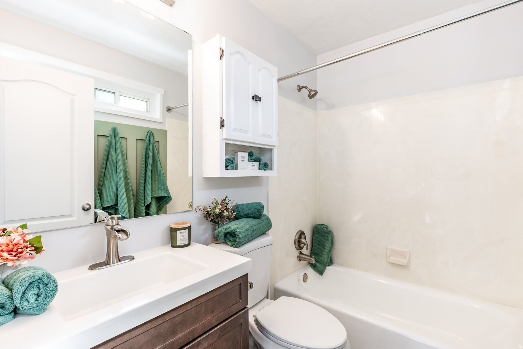 OQUIRRH SHADOWS - Residential