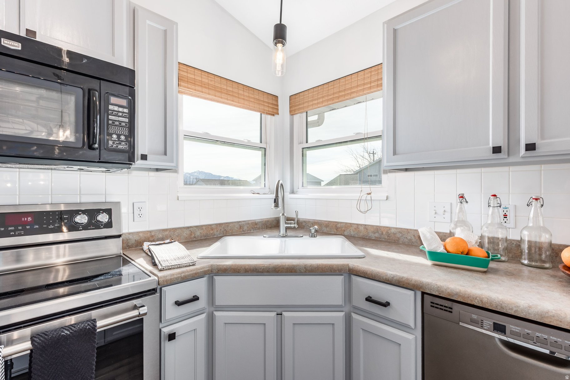 OQUIRRH SHADOWS - Residential