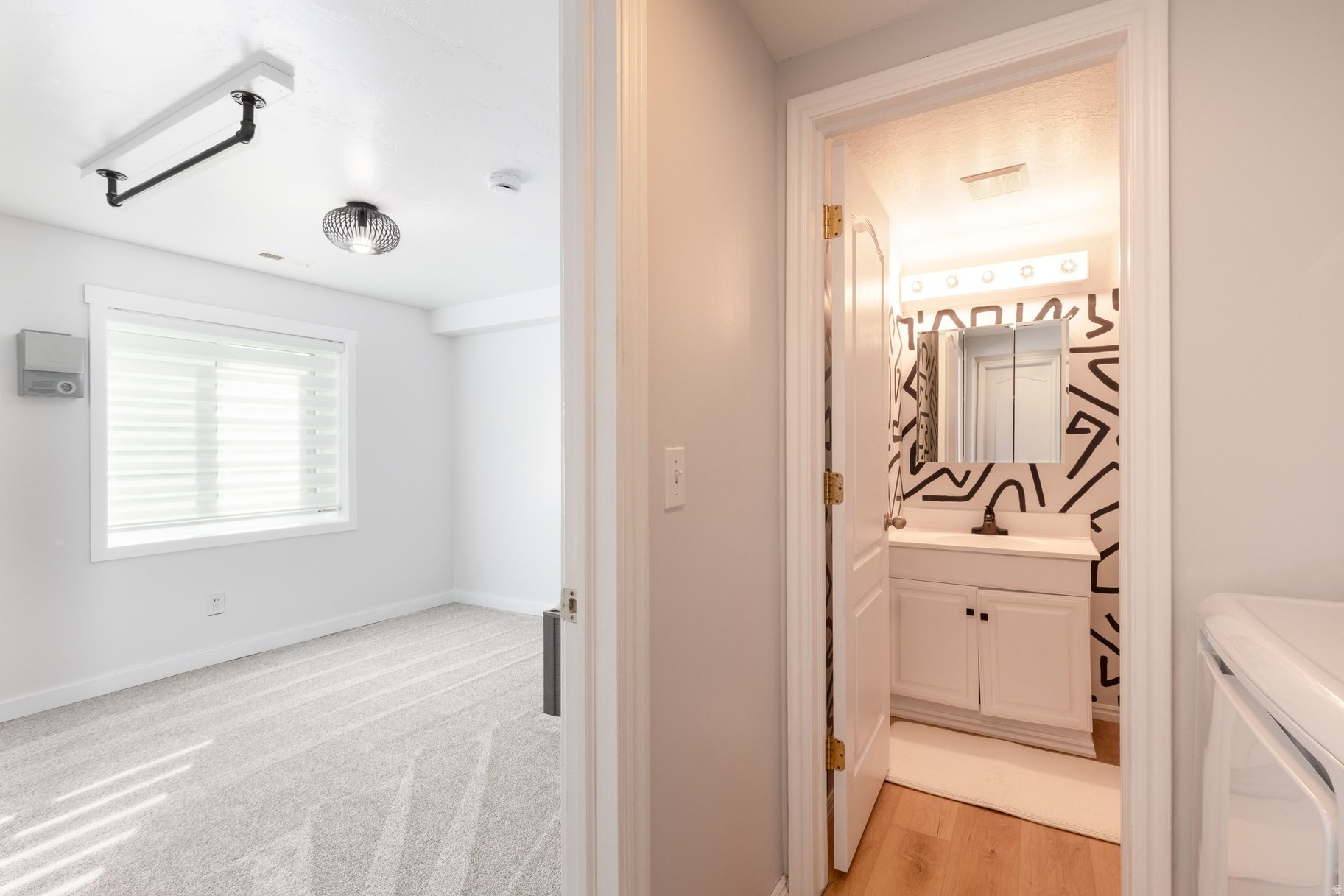 OQUIRRH SHADOWS - Residential