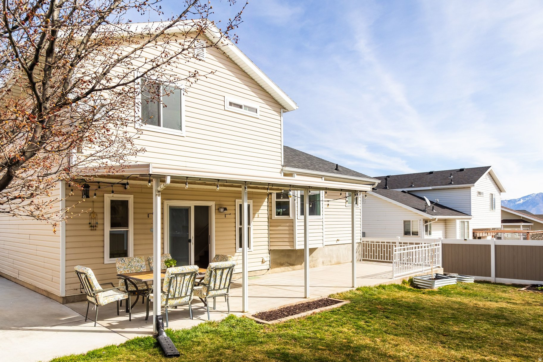 OQUIRRH SHADOWS - Residential