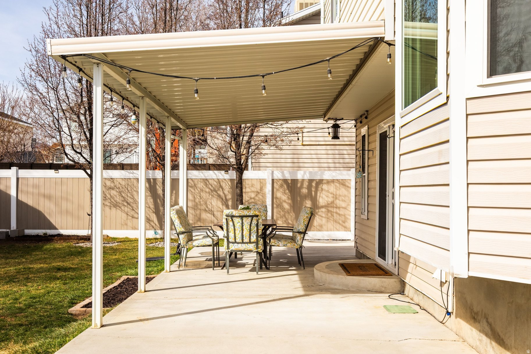 OQUIRRH SHADOWS - Residential