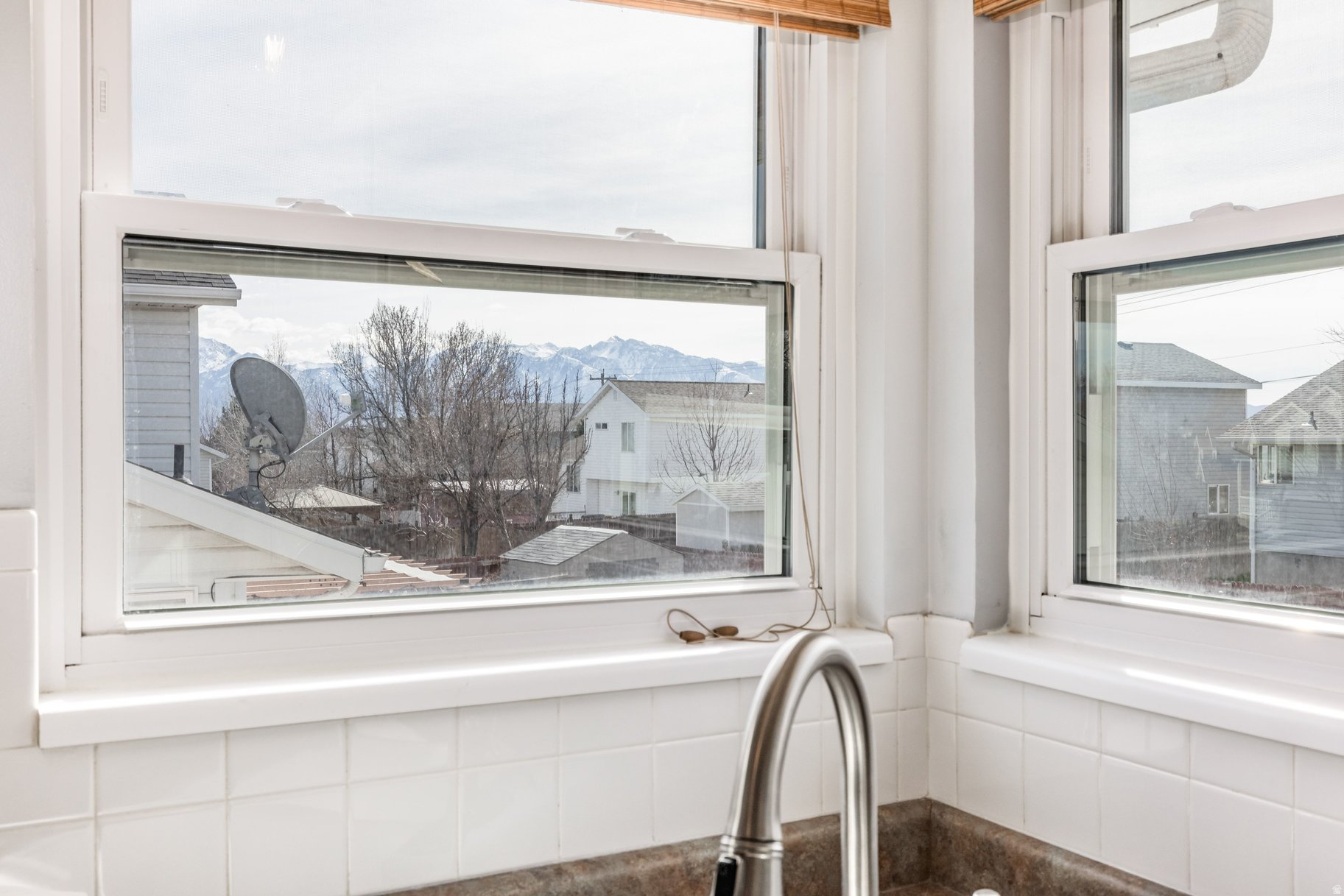 OQUIRRH SHADOWS - Residential