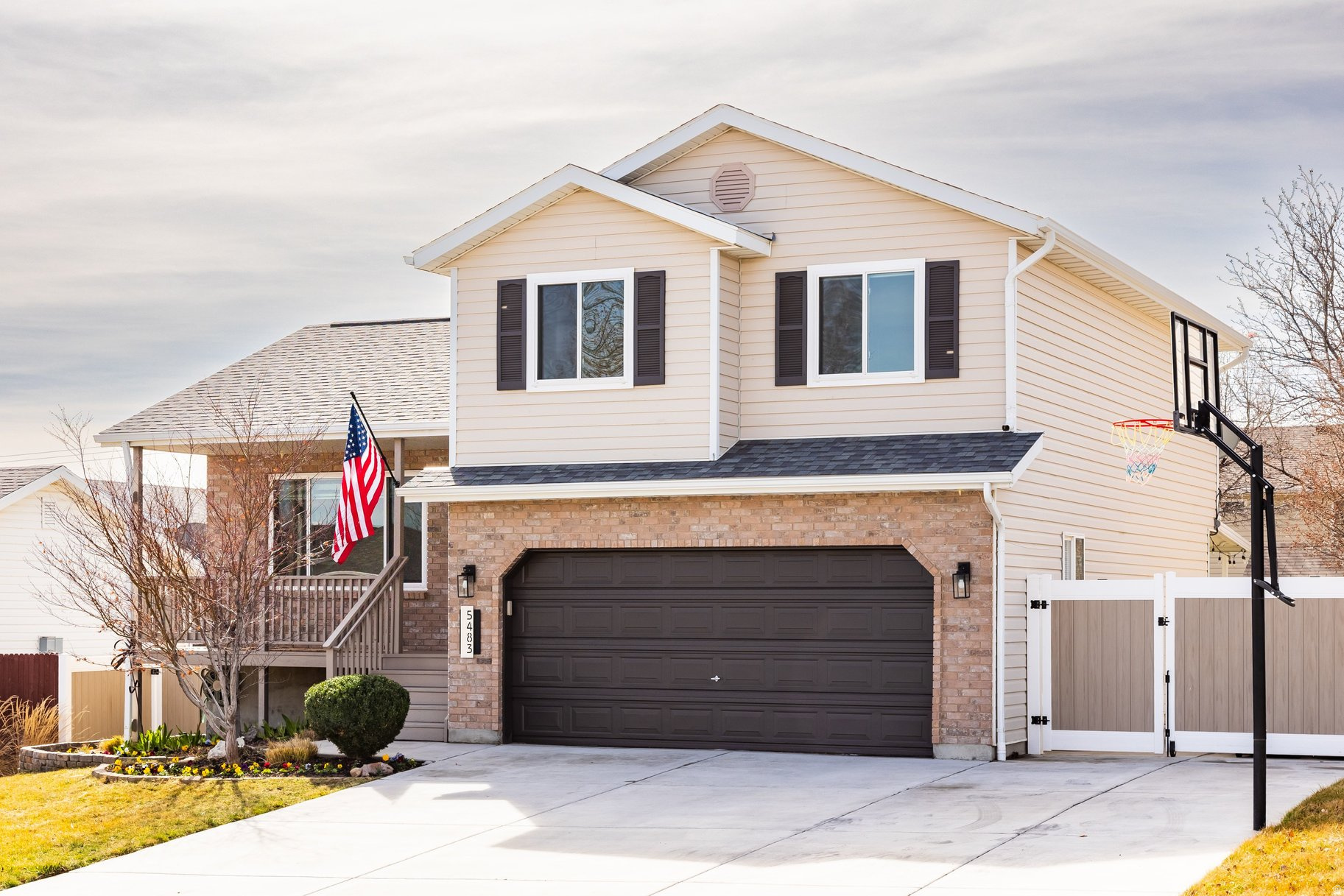 OQUIRRH SHADOWS - Residential