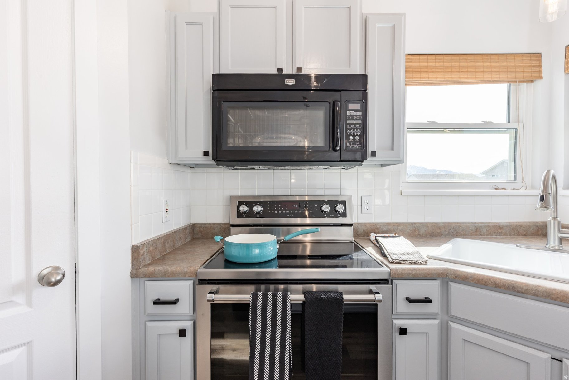 OQUIRRH SHADOWS - Residential