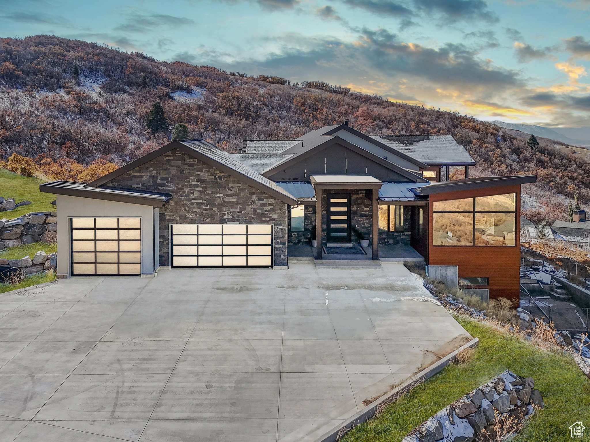 2955 S Maple Cove Ln, Bountiful, Utah image 1