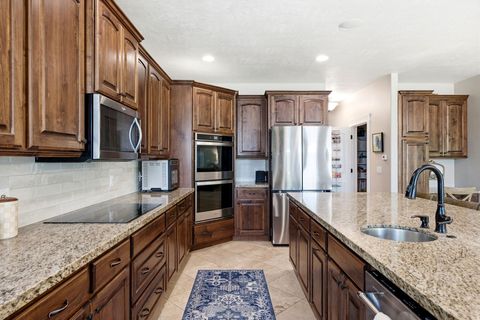 Tiny photo for 361 ASPEN RD, Kamas, UT 84036 (MLS # 2173230)