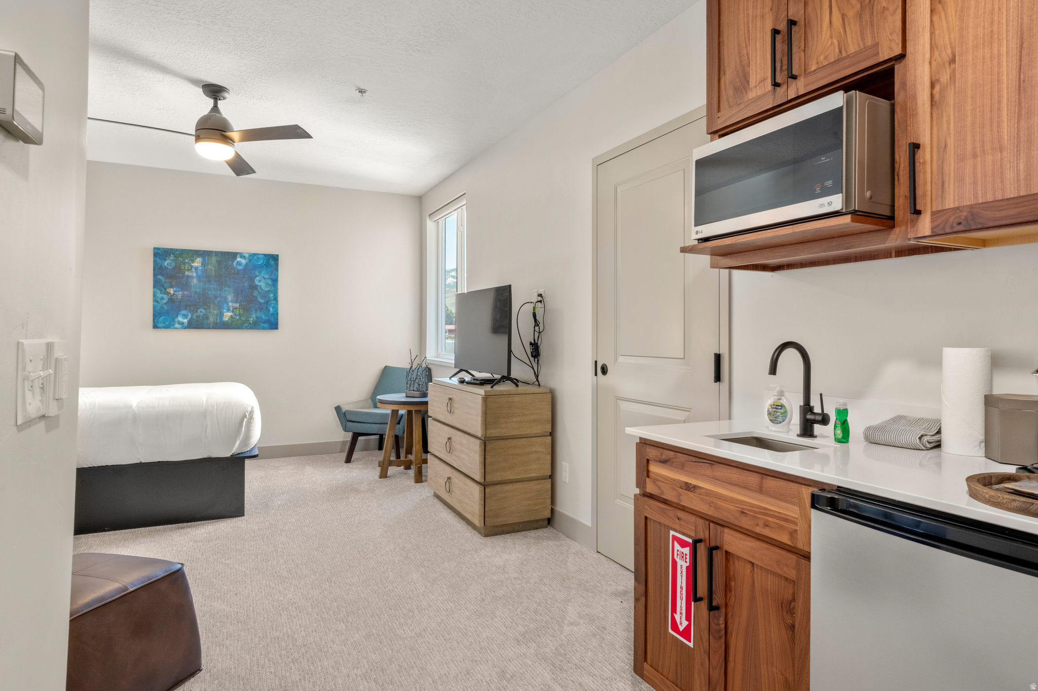 GARDEN CITY LAKE RESIDENCES - Residential