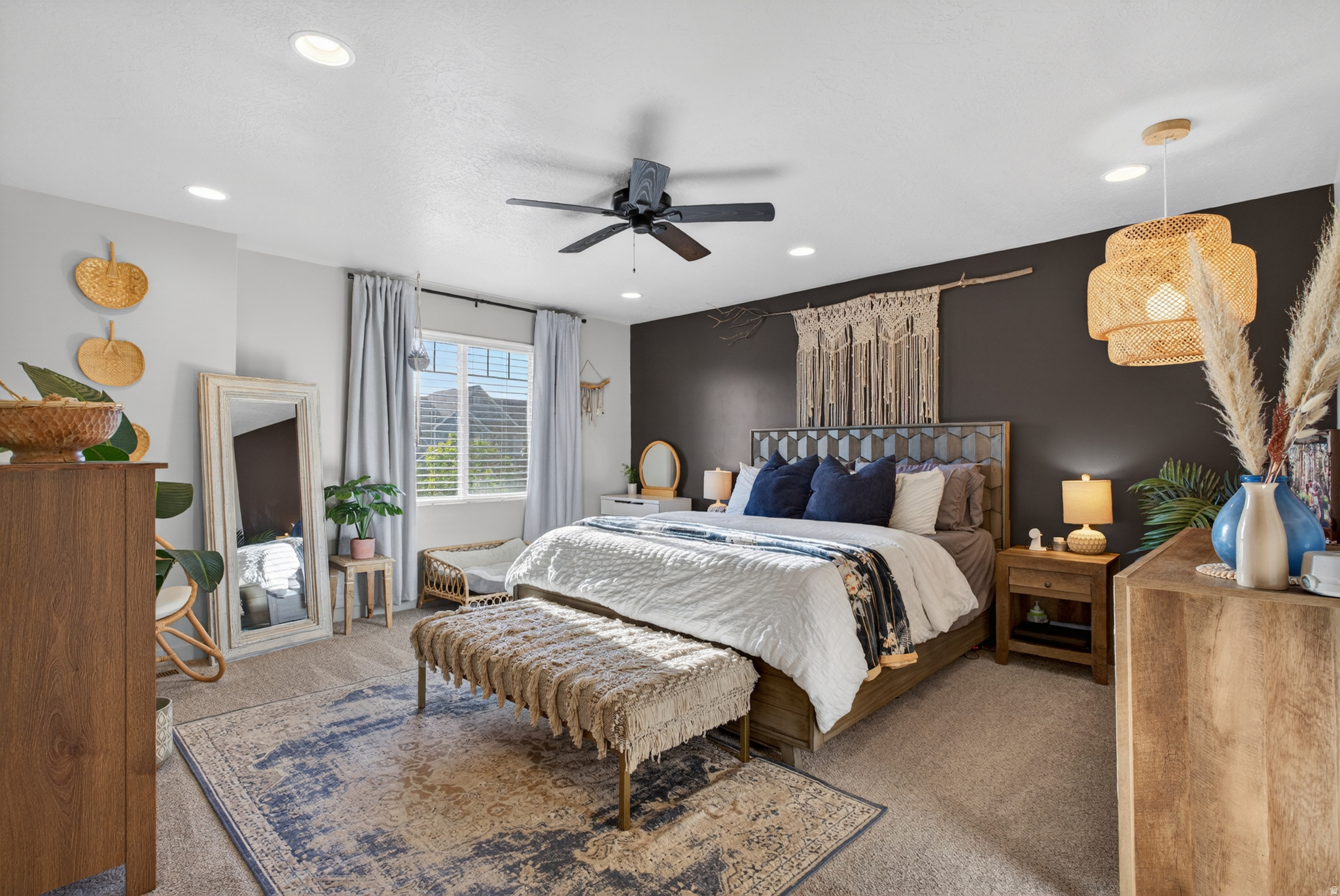 HARBOR VILLAGE - Residential Income